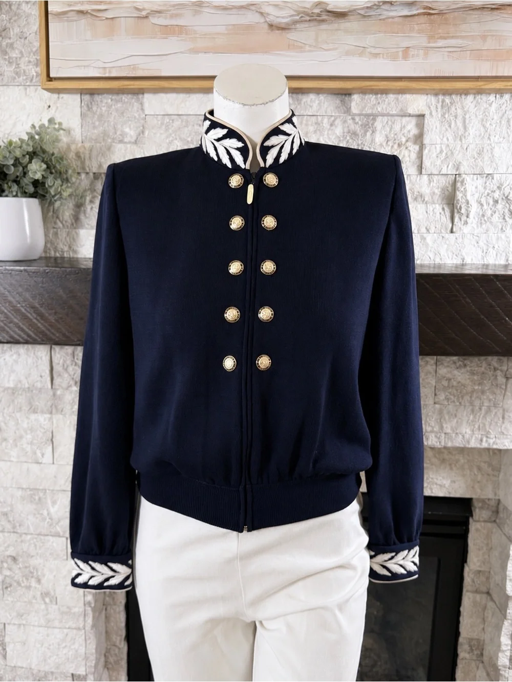 St. John Marie Gray Santana Knit Jacket Navy Embroidered Collar Gold Buttons S - Picture 3 of 12